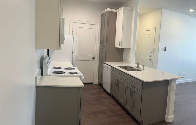 Ashley Crest Apartments, Now leasing one and two bedroom apartment homes!