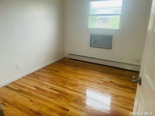 3 beds, 2 baths, 1,200 sqft, $3,000