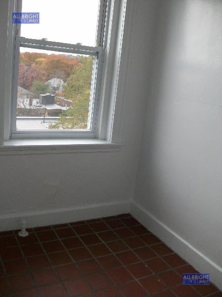 66 Chiswick Rd
