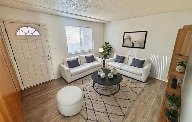 3347 West Bijou