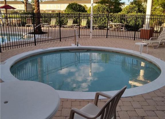 4 beds, 2 baths, 1,424 sqft, $2,000