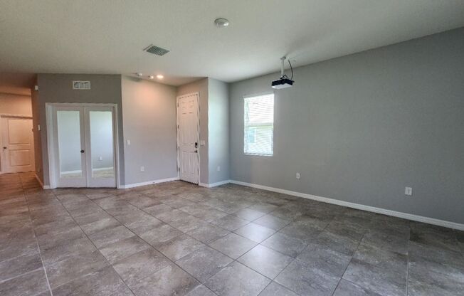 Gorgeous 3/2 in Wesley Chapel - **MOVE-IN SPECIAL, $500 OFF**