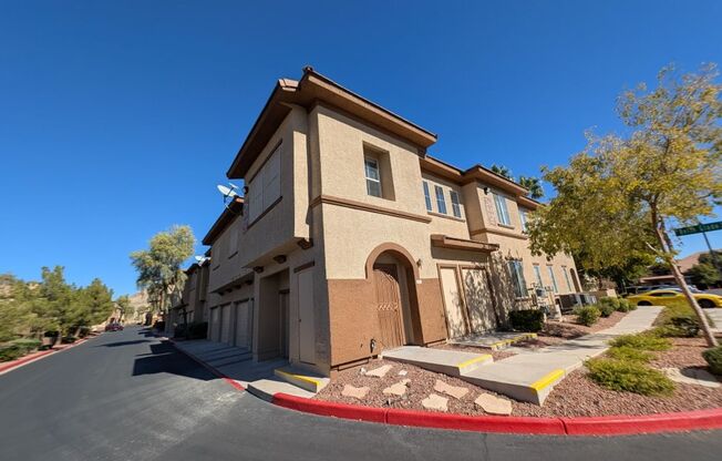 3840 BELLE GLADE ST #203