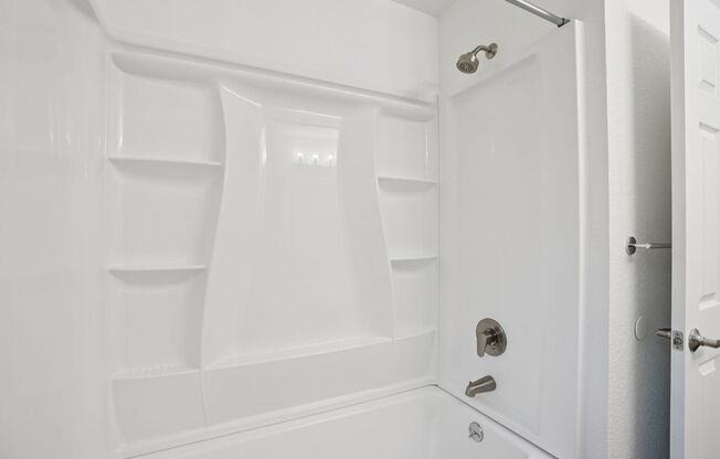 1 bed, 1 bath, 710 sqft, $1,650, Unit 59