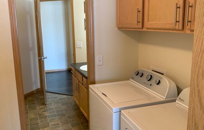 1 bed, 1 bath, 718 sqft, $985, Unit 621-310