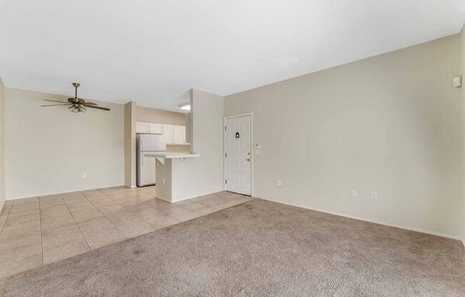 Bright 2 Bedroom Condo with Garage!