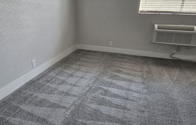 2 beds, 2 baths, 550 sqft, $1,395, Unit 105