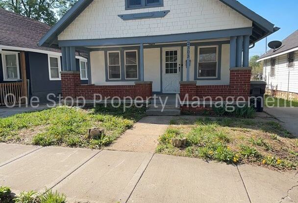 2 Bedroom 1 Bathroom home in Kansas City!