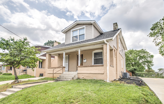 2305 S BIG BND BLVD