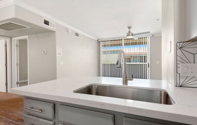 2 beds, 2 baths, 972 sqft, $1,599, Unit 320