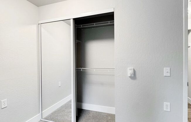 1 bed, 1 bath, 636 sqft, $1,595, Unit 424