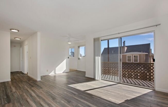 465 Lee St.