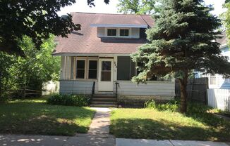 3 bedroom Single Family House in Payne-Phalen neighborhood!!