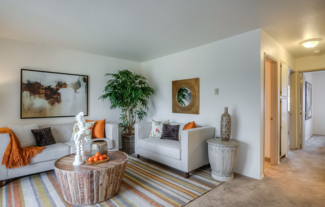 2 beds, 1 bath, 800 sqft, $1,545, Unit 306A