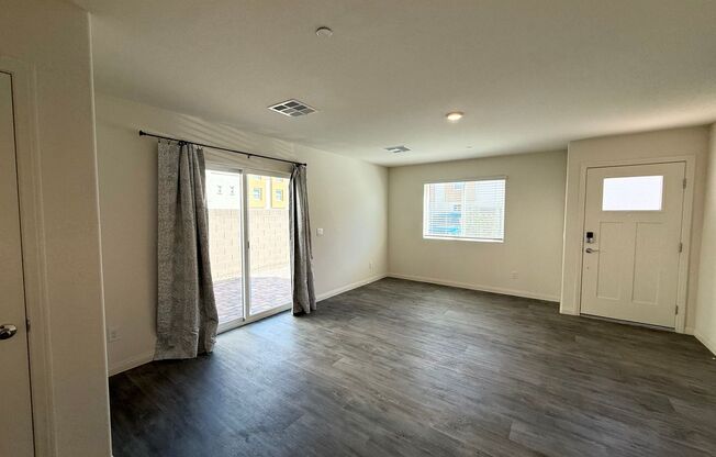Modern Townhome Near Lone Mountain | Gated & Pool
