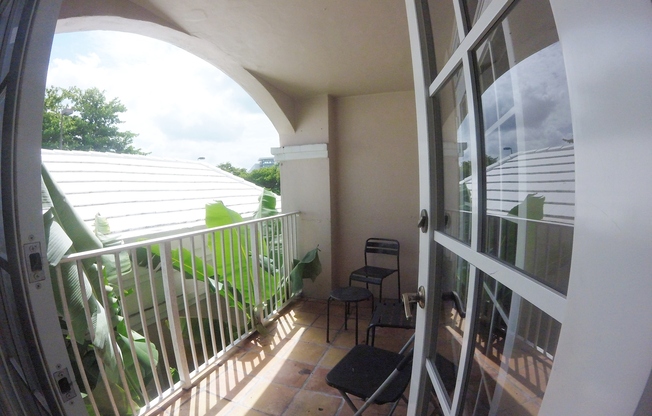 2 beds, 2 baths, $2,850, Unit # 2211