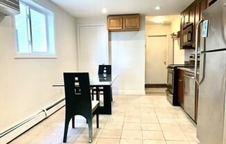 3 beds, 1 bath, $3,000, Unit 1