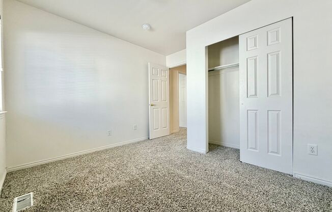 4-Bed Provo Townhome! 3.5 Baths + Near BYU + Updated Basement