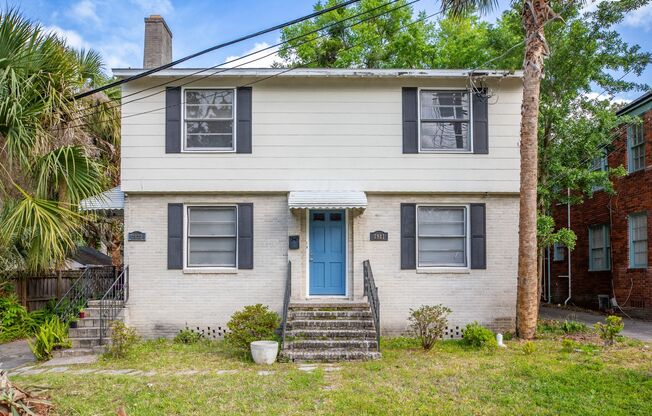 Olga Place 2921