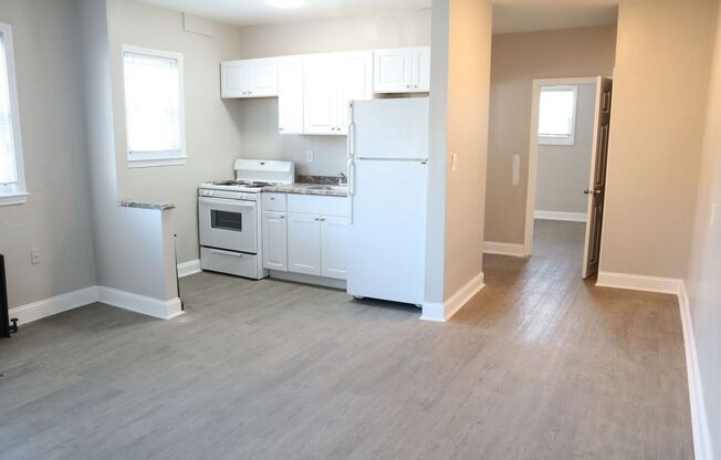 1 bed, 1 bath, 900 sqft, $950