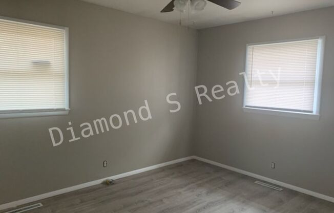 3 beds, 2 baths, $1,449