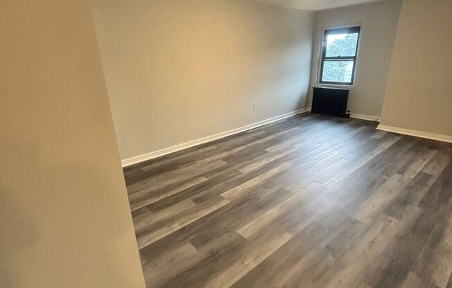 745-749 PENN AVE LLC