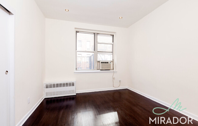 1 bed, 1 bath, $3,200, Unit 3E