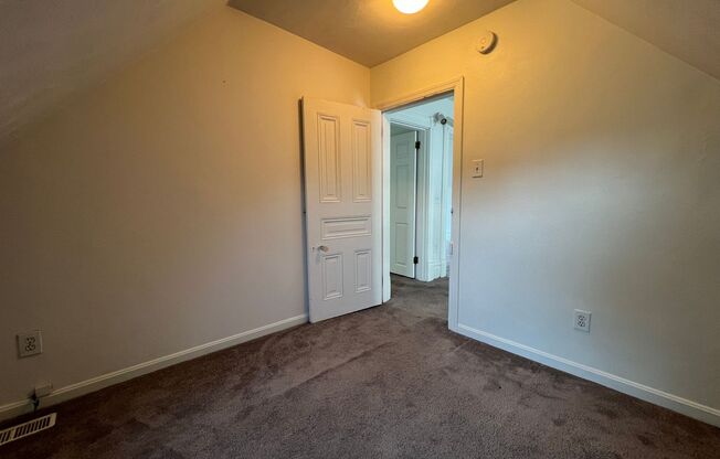 4 beds, 2 baths, 1,425 sqft, $2,920, Unit 4707 Maripoe St. #2