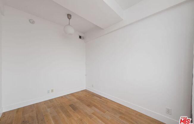 Studio, 1 bath, 536 sqft, $2,850, Unit 511