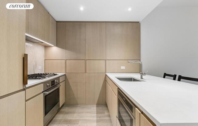1 bed, 1 bath, 812 sqft, $4,700, Unit 8L