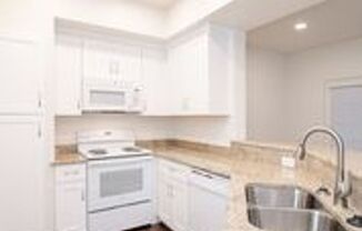 2 beds, 2 baths, 910 sqft, $1,529, Unit 21203