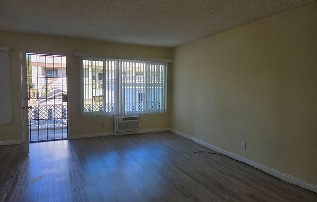 1 bed, 1 bath, $1,795, Unit C