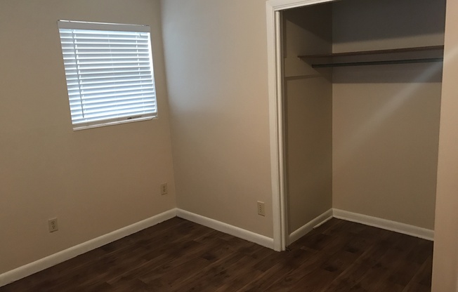 2 beds, 1 bath, $1,450