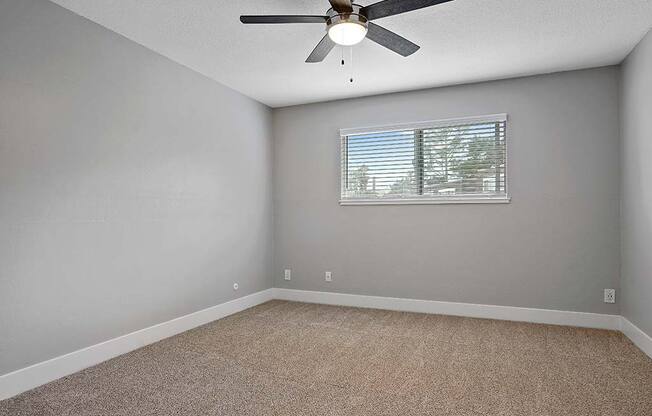 Wall-To-Wall Carpeting at Fairmont Apartments, Pacifica, CA