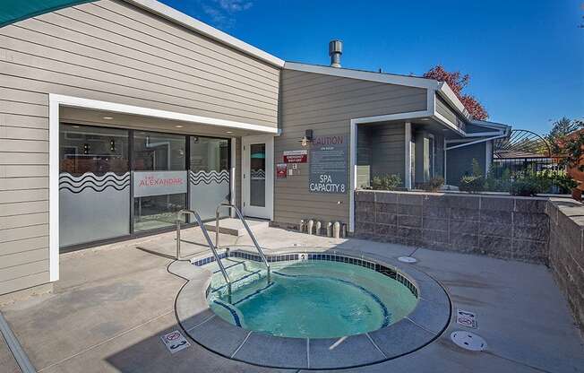 The Alexandar Hot Tub