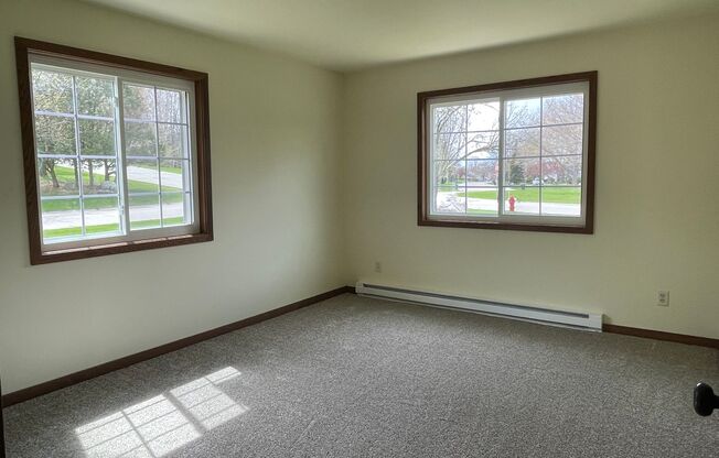 Mansfield Ct 740-746