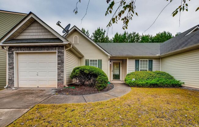 Newer Ranch Style Home w/Fireplace, Trey Ceilings and Black Appliances - Total Electric