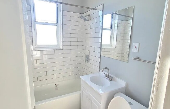 Grand Court Apartments