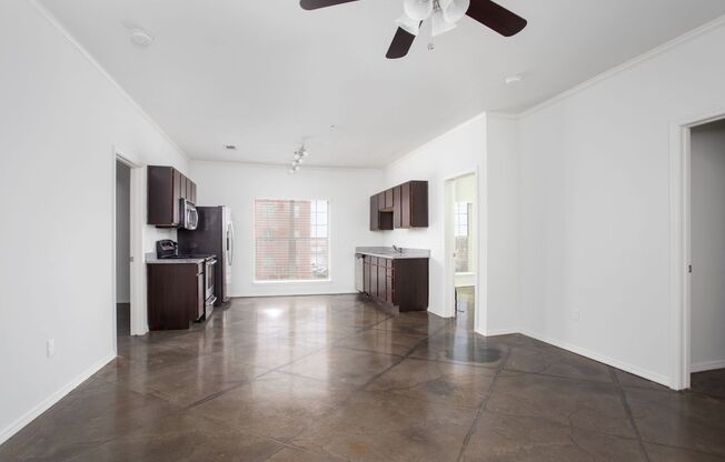 2 beds, 1 bath, 918 sqft, $1,278, Unit 9201 - 4428