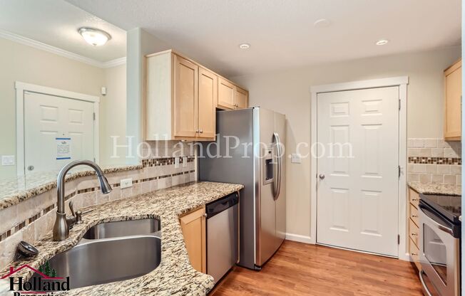 2 beds, 2 baths, $2,080