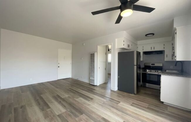 3206 W 60 ST