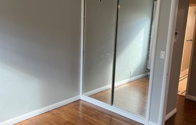 5 beds, 3 baths, $5,500, Unit 456