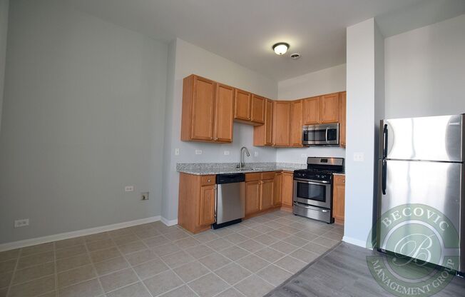 1 bed, 1 bath, 705 sqft, $2,100, Unit 208