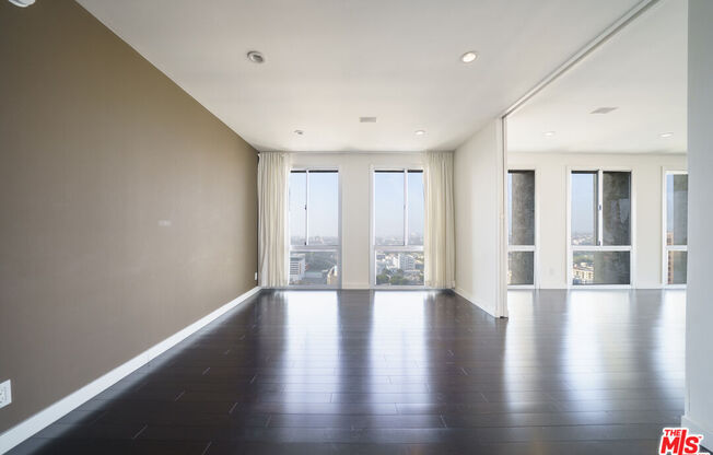 2 beds, 2 baths, 1,234 sqft, $4,000, Unit 2110