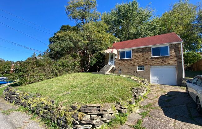 Beautiful 3 Bedroom 2 Full Bathroom Home in Penn Hills - Available NOW!