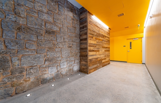 1 bed, 1 bath, 821 sqft, $3,300, Unit 206