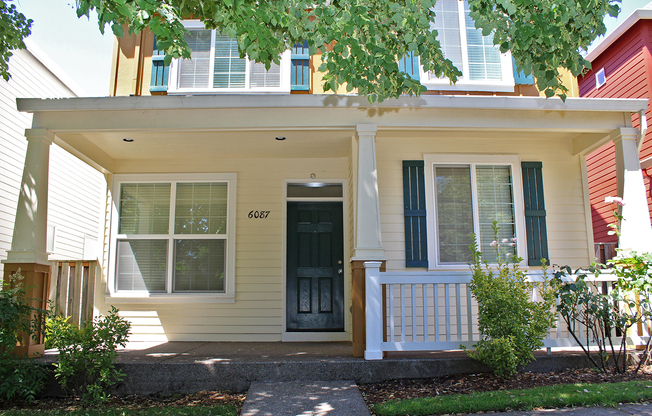 Immaculate 3 Bed, 2.5 Bath House in Beaverton/Aloha