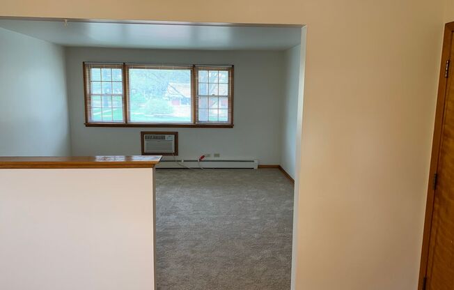 2414 Douglas St JTP