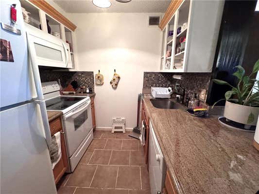 7914 ROCKAWAY BCH BLVD