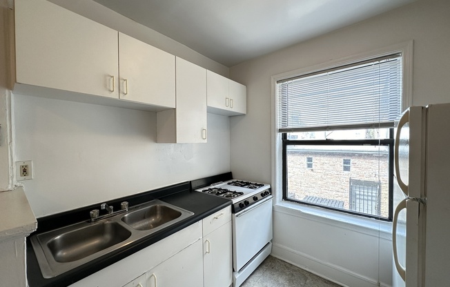 2336 Spaulding